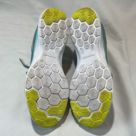 Womens Nike Training Flex TR 5 Blue Grey 7.5 - Picture 7 of 11